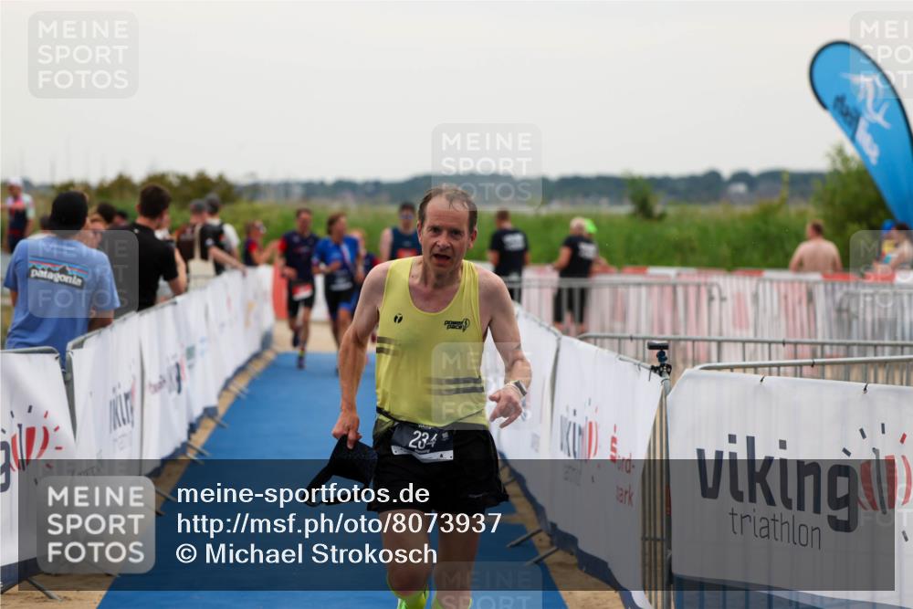 22.06.2025 - Viking Triathlon Michael Strokosch http://msf.ph/oto/8073937 22.06.2025 16:09:02 Ziel 234, 488 meine-sportfotos.de