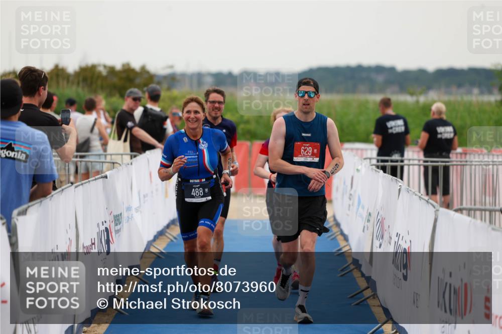 22.06.2025 - Viking Triathlon Michael Strokosch http://msf.ph/oto/8073960 22.06.2025 16:09:05 Ziel 234, 488, 621 meine-sportfotos.de
