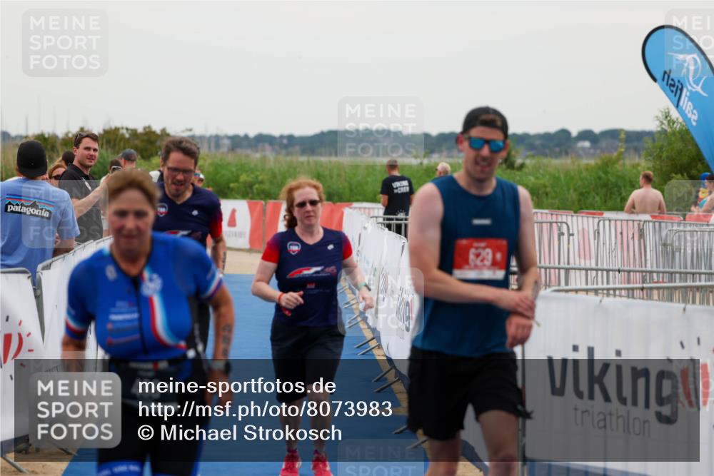 22.06.2025 - Viking Triathlon Michael Strokosch http://msf.ph/oto/8073983 22.06.2025 16:09:07 Ziel 234, 488, 621 meine-sportfotos.de