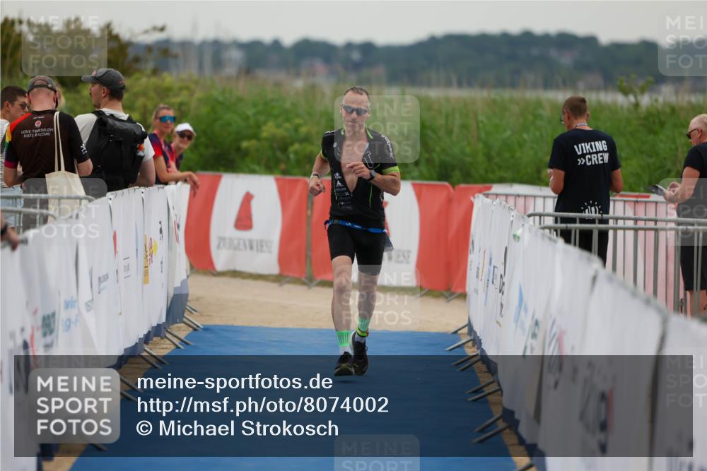 22.06.2025 - Viking Triathlon Michael Strokosch http://msf.ph/oto/8074002 22.06.2025 16:09:19 Ziel 523 meine-sportfotos.de