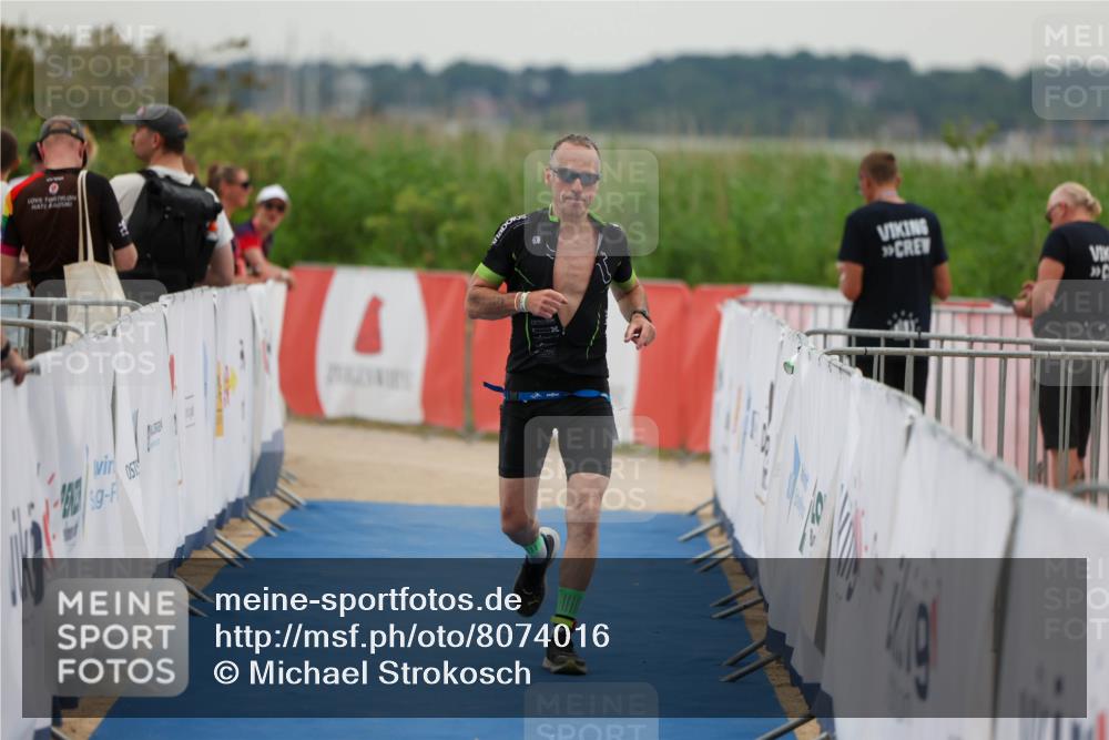 22.06.2025 - Viking Triathlon Michael Strokosch http://msf.ph/oto/8074016 22.06.2025 16:09:20 Ziel 523 meine-sportfotos.de