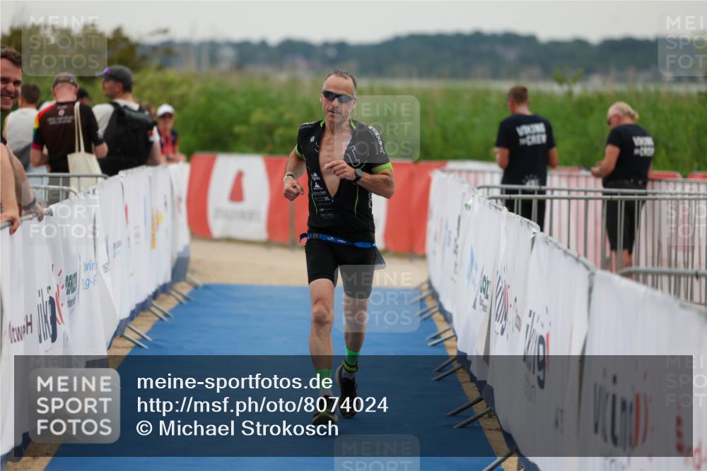 22.06.2025 - Viking Triathlon Michael Strokosch http://msf.ph/oto/8074024 22.06.2025 16:09:21 Ziel 523 meine-sportfotos.de