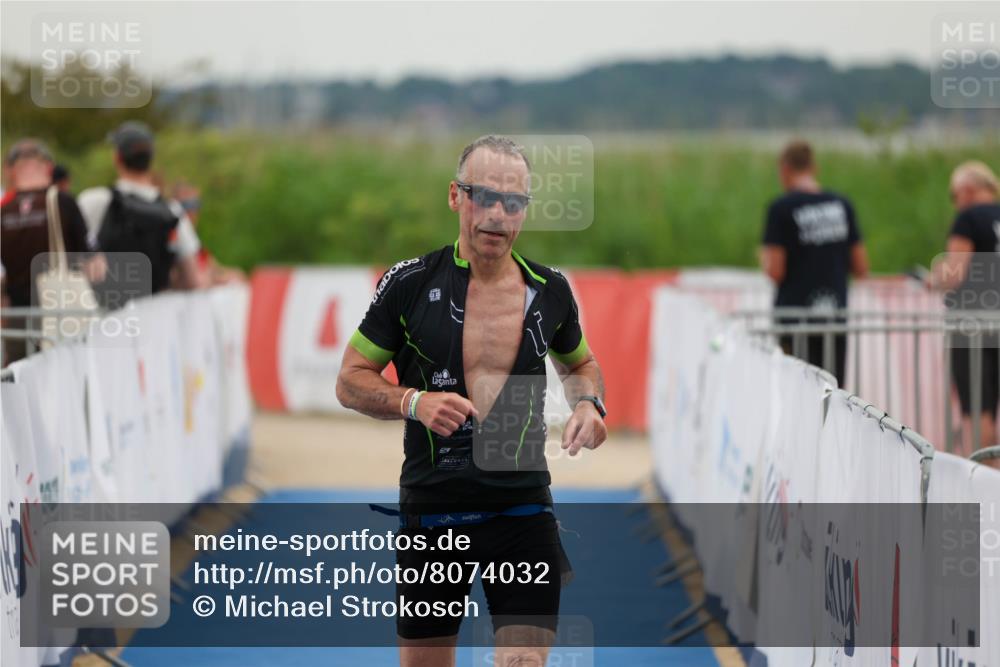22.06.2025 - Viking Triathlon Michael Strokosch http://msf.ph/oto/8074032 22.06.2025 16:09:22 Ziel 523 meine-sportfotos.de