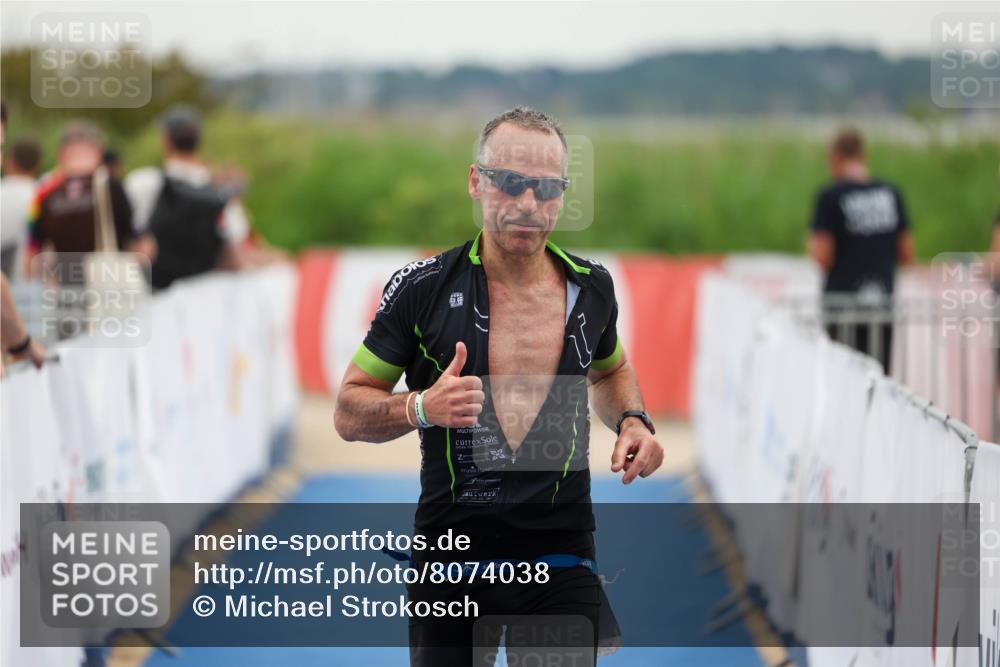 22.06.2025 - Viking Triathlon Michael Strokosch http://msf.ph/oto/8074038 22.06.2025 16:09:23 Ziel 523 meine-sportfotos.de