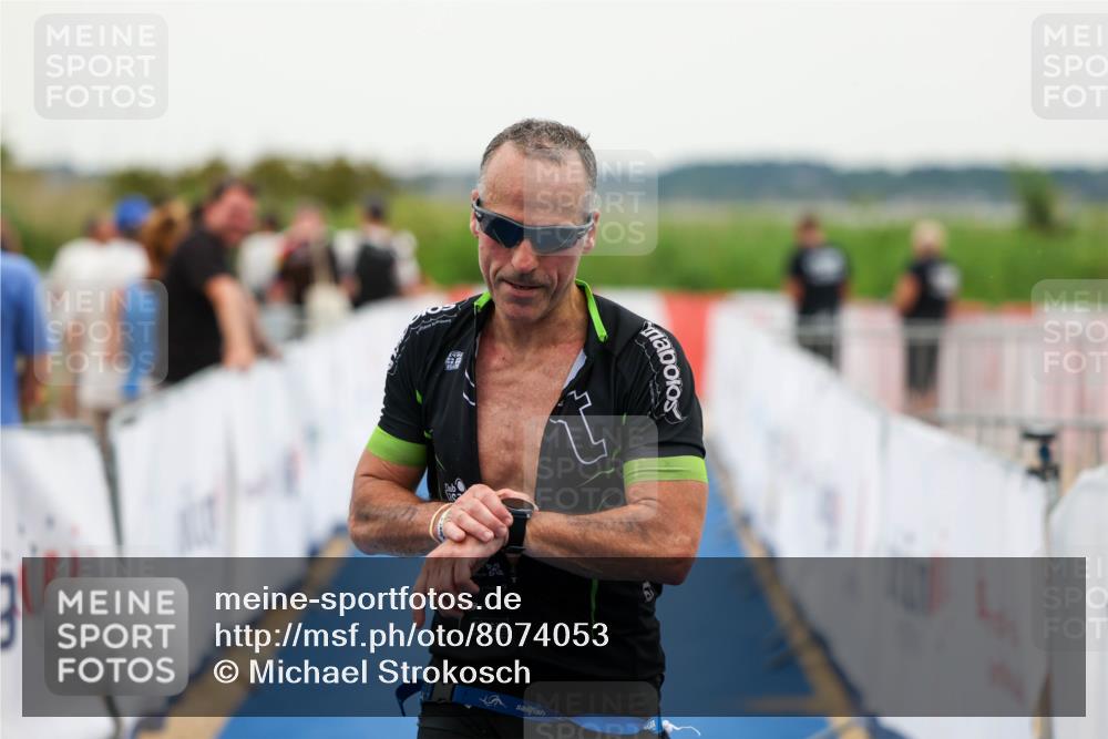 22.06.2025 - Viking Triathlon Michael Strokosch http://msf.ph/oto/8074053 22.06.2025 16:09:24 Ziel 523 meine-sportfotos.de