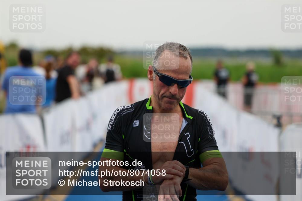 22.06.2025 - Viking Triathlon Michael Strokosch http://msf.ph/oto/8074058 22.06.2025 16:09:25 Ziel 523 meine-sportfotos.de