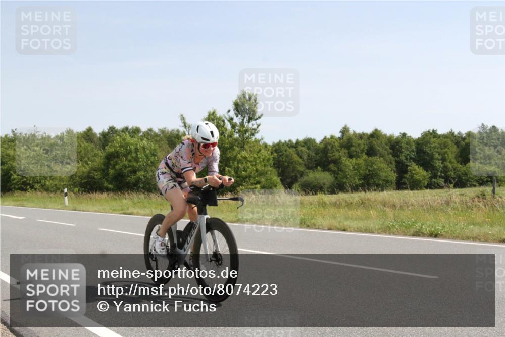 22.06.2025 - Viking Triathlon Yannick Fuchs http://msf.ph/oto/8074223 22.06.2025 11:18:42 Radfahren 175, 200, 602 meine-sportfotos.de