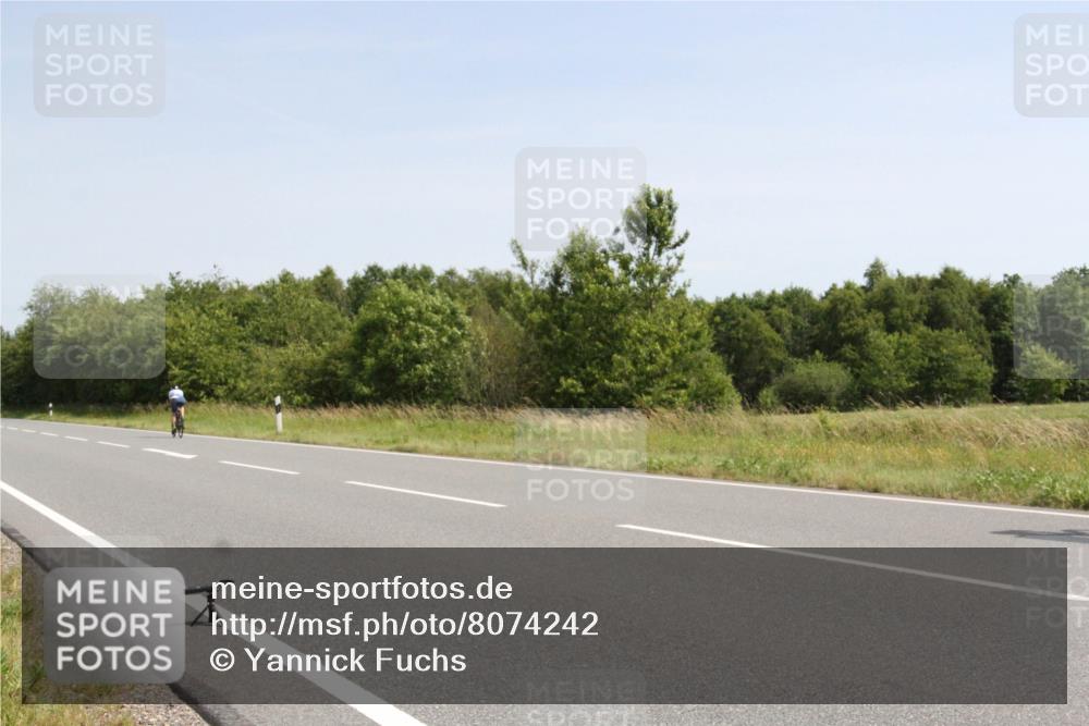 22.06.2025 - Viking Triathlon Yannick Fuchs http://msf.ph/oto/8074242 22.06.2025 11:19:23 Radfahren 23, 463 meine-sportfotos.de