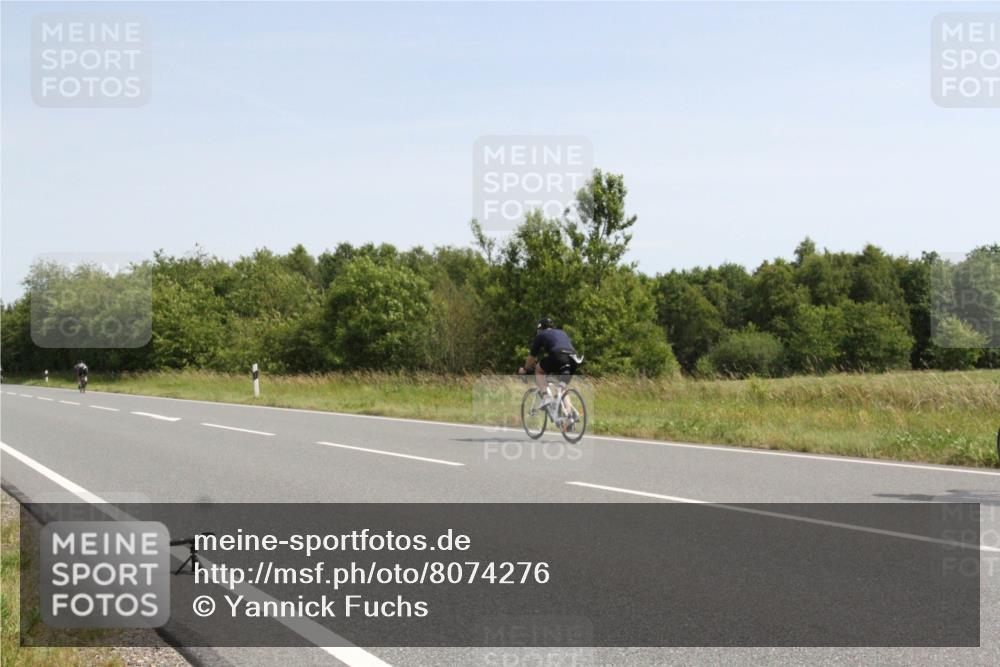 22.06.2025 - Viking Triathlon Yannick Fuchs http://msf.ph/oto/8074276 22.06.2025 11:20:02 Radfahren 48, 53, 273, 355, 402, 640 meine-sportfotos.de