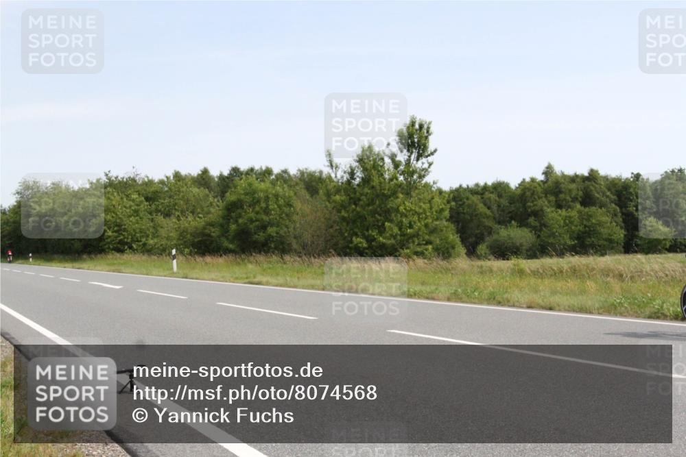 22.06.2025 - Viking Triathlon Yannick Fuchs http://msf.ph/oto/8074568 22.06.2025 11:26:11 Radfahren 15, 29, 272, 298, 403, 556 meine-sportfotos.de