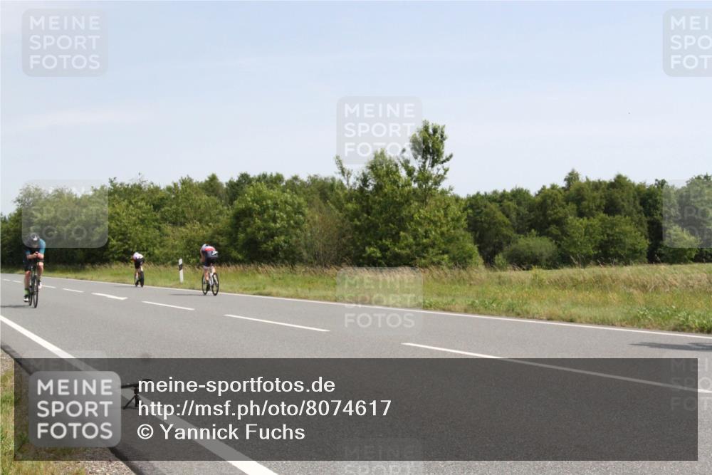 22.06.2025 - Viking Triathlon Yannick Fuchs http://msf.ph/oto/8074617 22.06.2025 11:27:28 Radfahren 57, 172, 258, 289, 359, 367, 420, 652 meine-sportfotos.de