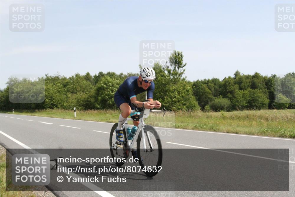 22.06.2025 - Viking Triathlon Yannick Fuchs http://msf.ph/oto/8074632 22.06.2025 11:27:47 Radfahren 397 meine-sportfotos.de