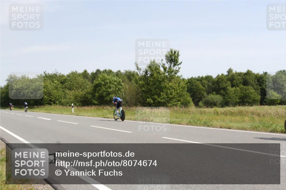 22.06.2025 - Viking Triathlon Yannick Fuchs http://msf.ph/oto/8074674 22.06.2025 11:28:57 Radfahren 3, 11, 33, 171, 251, 614 meine-sportfotos.de
