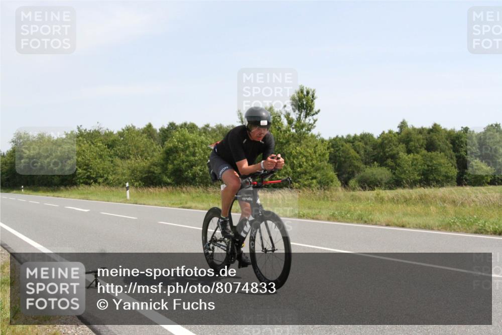 22.06.2025 - Viking Triathlon Yannick Fuchs http://msf.ph/oto/8074833 22.06.2025 11:32:41 Radfahren 8, 203, 462, 644, 653 meine-sportfotos.de