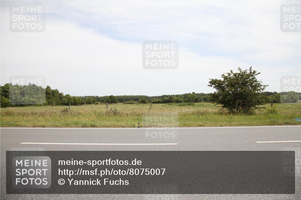 22.06.2025 - Viking Triathlon Yannick Fuchs http://msf.ph/oto/8075007 22.06.2025 13:21:13 Radfahren 525, 615 meine-sportfotos.de