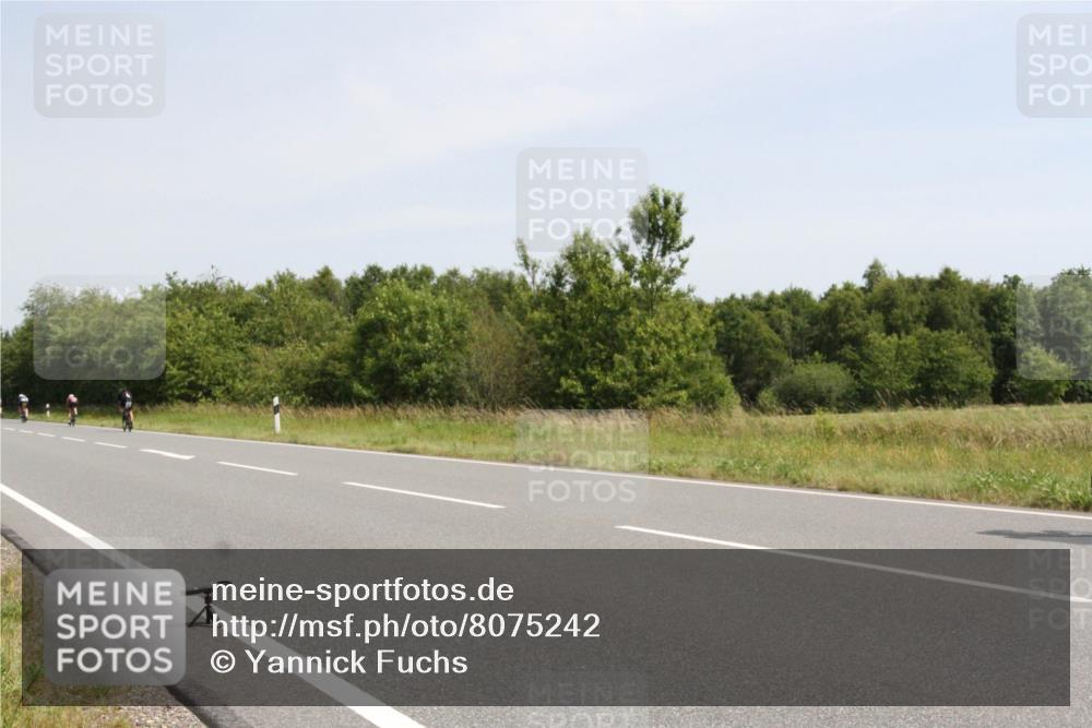 22.06.2025 - Viking Triathlon Yannick Fuchs http://msf.ph/oto/8075242 22.06.2025 11:41:29 Radfahren 1, 47, 60, 70, 233, 303, 455, 620 meine-sportfotos.de