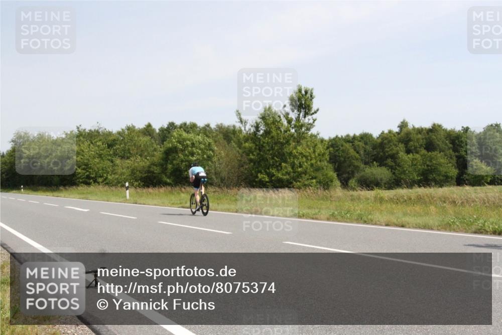 22.06.2025 - Viking Triathlon Yannick Fuchs http://msf.ph/oto/8075374 22.06.2025 11:43:56 Radfahren 6, 31, 390, 396, 495 meine-sportfotos.de
