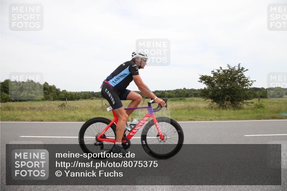 22.06.2025 - Viking Triathlon Yannick Fuchs http://msf.ph/oto/8075375 22.06.2025 13:35:07 Radfahren 359 meine-sportfotos.de