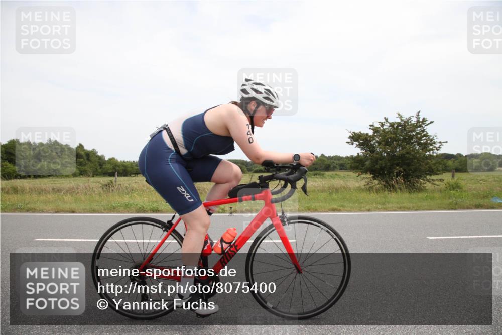 22.06.2025 - Viking Triathlon Yannick Fuchs http://msf.ph/oto/8075400 22.06.2025 13:38:51 Radfahren 140 meine-sportfotos.de