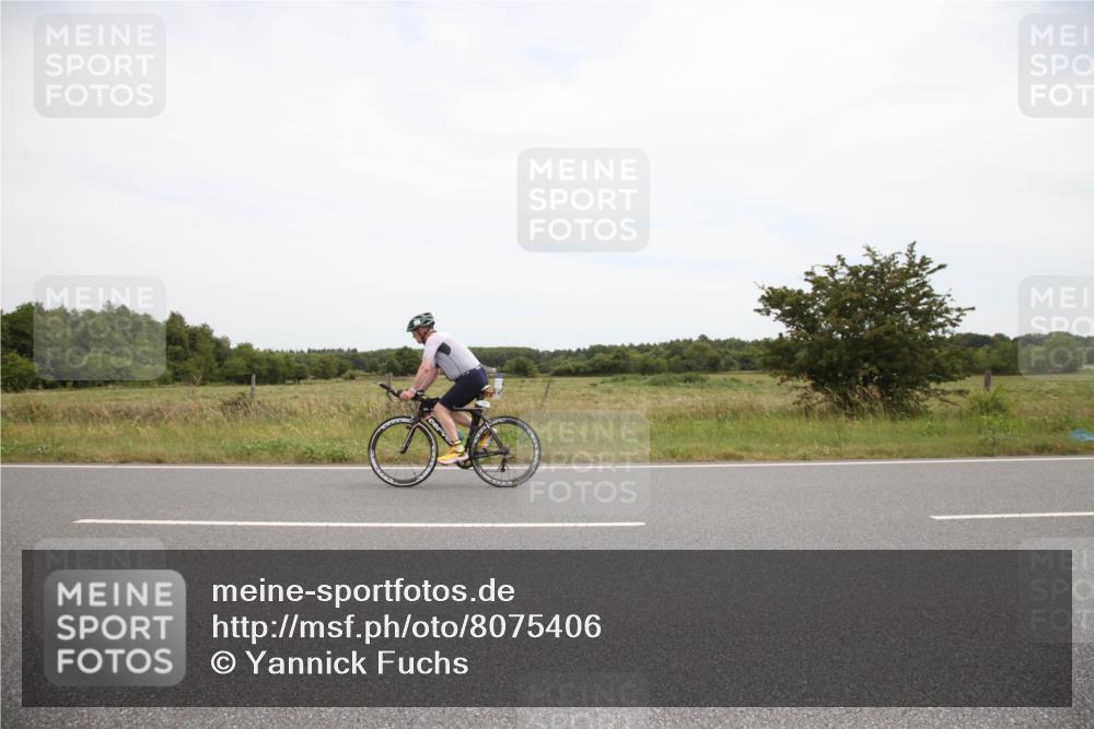 22.06.2025 - Viking Triathlon Yannick Fuchs http://msf.ph/oto/8075406 22.06.2025 13:39:30 Radfahren 270 meine-sportfotos.de