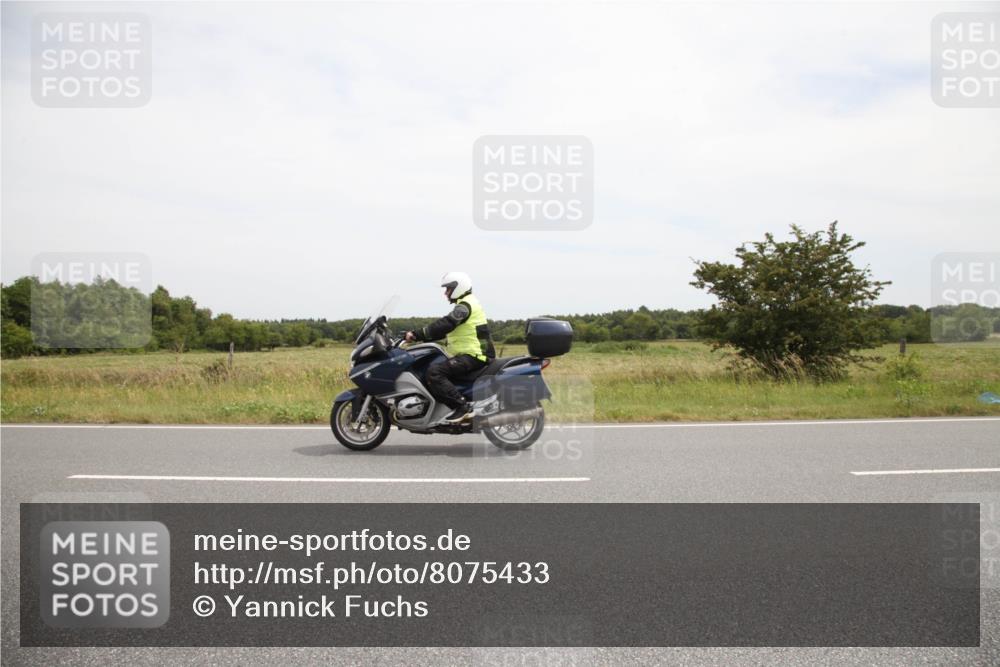 22.06.2025 - Viking Triathlon Yannick Fuchs http://msf.ph/oto/8075433 22.06.2025 13:43:36 Radfahren  meine-sportfotos.de