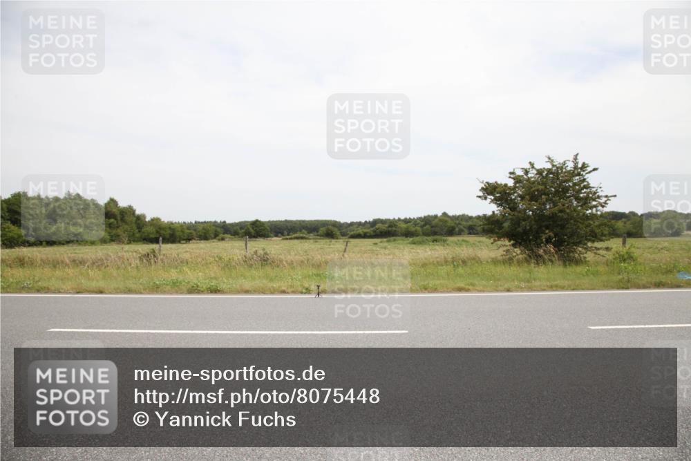 22.06.2025 - Viking Triathlon Yannick Fuchs http://msf.ph/oto/8075448 22.06.2025 13:43:42 Radfahren  meine-sportfotos.de