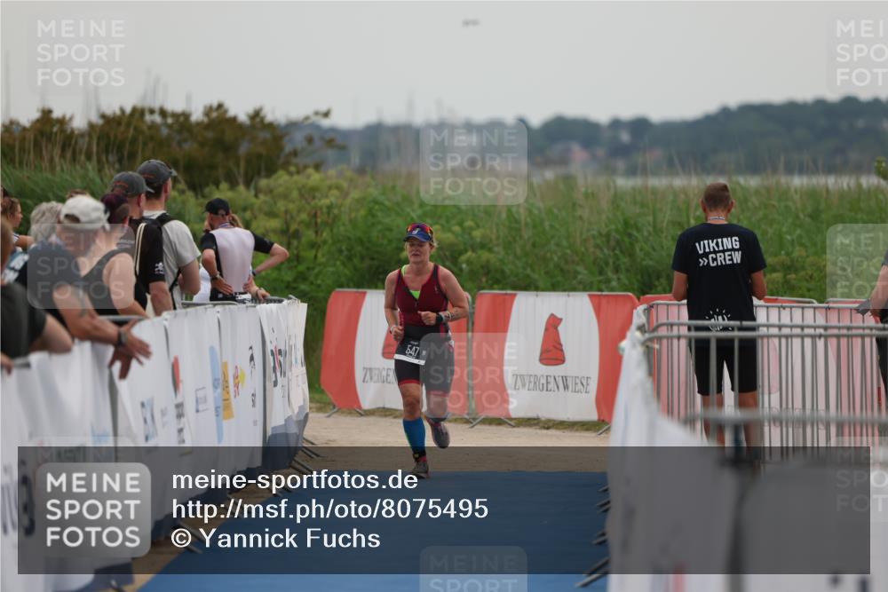 22.06.2025 - Viking Triathlon Yannick Fuchs http://msf.ph/oto/8075495 22.06.2025 16:11:44 Ziel 473 meine-sportfotos.de