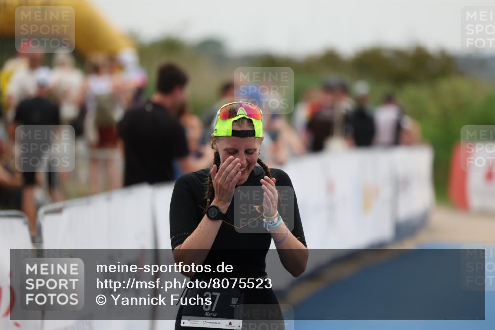 22.06.2025 - Viking Triathlon Yannick Fuchs http://msf.ph/oto/8075523 22.06.2025 16:13:18 Ziel 37 meine-sportfotos.de