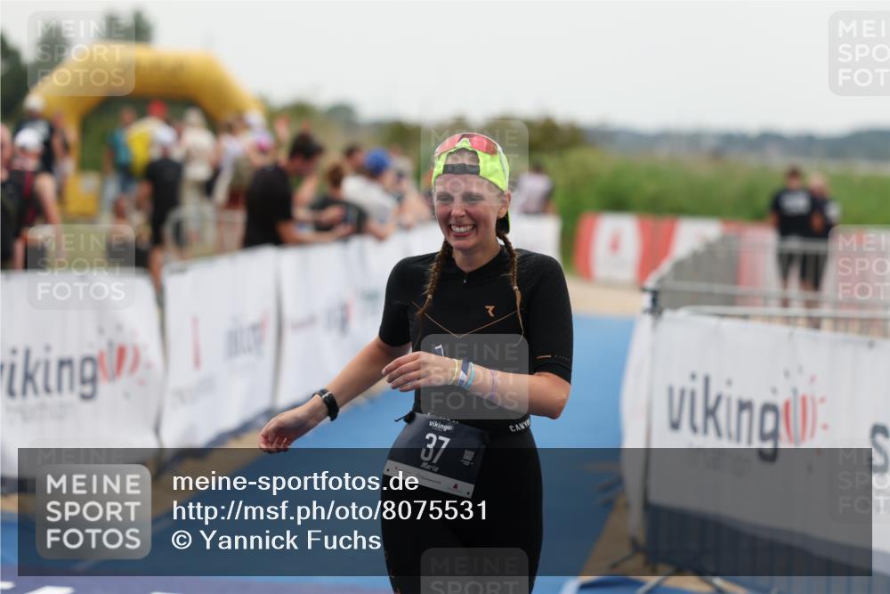 22.06.2025 - Viking Triathlon Yannick Fuchs http://msf.ph/oto/8075531 22.06.2025 16:13:19 Ziel 37 meine-sportfotos.de