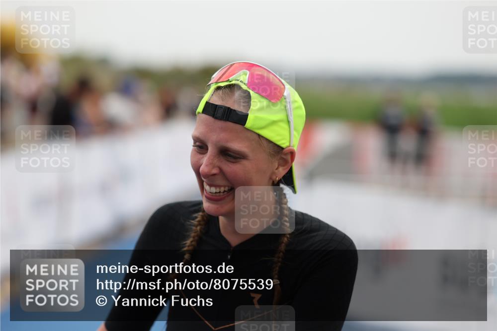 22.06.2025 - Viking Triathlon Yannick Fuchs http://msf.ph/oto/8075539 22.06.2025 16:13:20 Ziel 37 meine-sportfotos.de