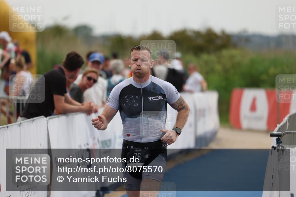 22.06.2025 - Viking Triathlon Yannick Fuchs http://msf.ph/oto/8075570 22.06.2025 16:13:43 Ziel 76 meine-sportfotos.de