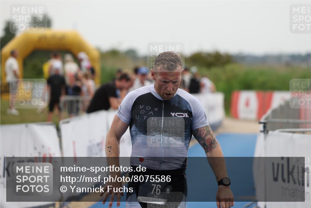 22.06.2025 - Viking Triathlon Yannick Fuchs http://msf.ph/oto/8075586 22.06.2025 16:13:45 Ziel 76 meine-sportfotos.de