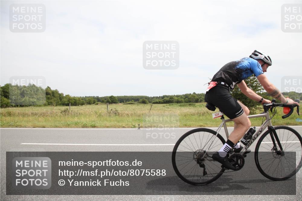 22.06.2025 - Viking Triathlon Yannick Fuchs http://msf.ph/oto/8075588 22.06.2025 13:44:24 Radfahren 165, 634 meine-sportfotos.de