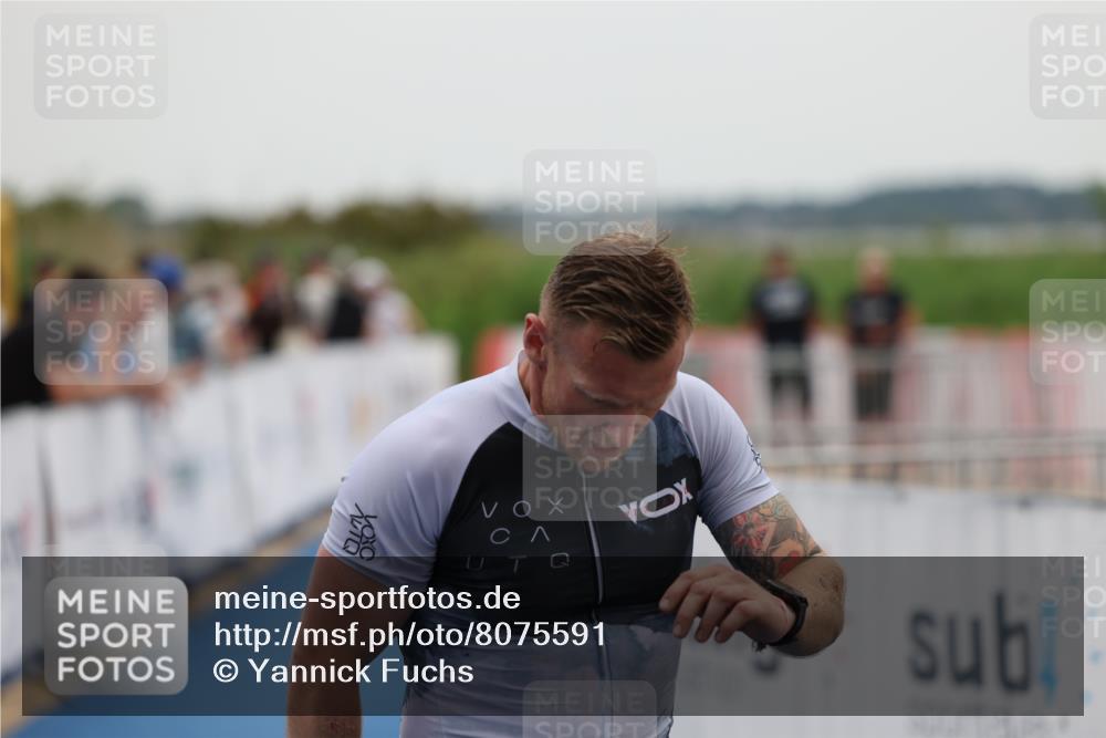 22.06.2025 - Viking Triathlon Yannick Fuchs http://msf.ph/oto/8075591 22.06.2025 16:13:46 Ziel 76 meine-sportfotos.de