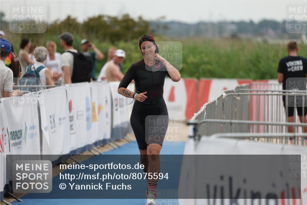 22.06.2025 - Viking Triathlon Yannick Fuchs http://msf.ph/oto/8075594 22.06.2025 16:14:53 Ziel 408 meine-sportfotos.de