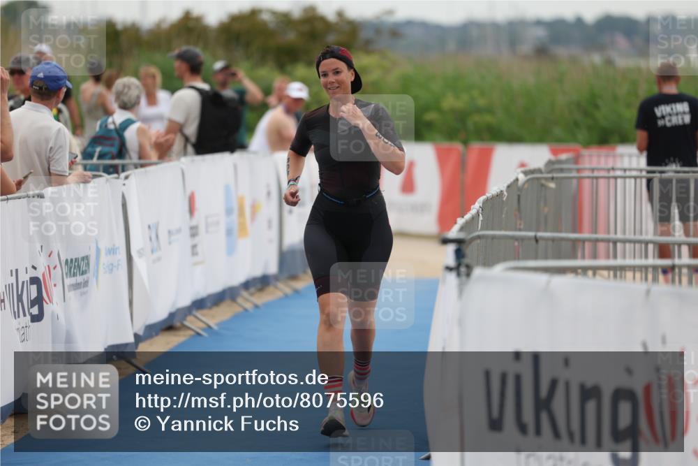 22.06.2025 - Viking Triathlon Yannick Fuchs http://msf.ph/oto/8075596 22.06.2025 16:14:54 Ziel 408 meine-sportfotos.de