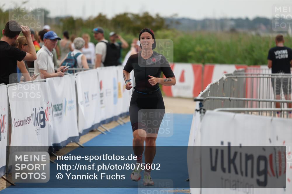 22.06.2025 - Viking Triathlon Yannick Fuchs http://msf.ph/oto/8075602 22.06.2025 16:14:54 Ziel 408 meine-sportfotos.de