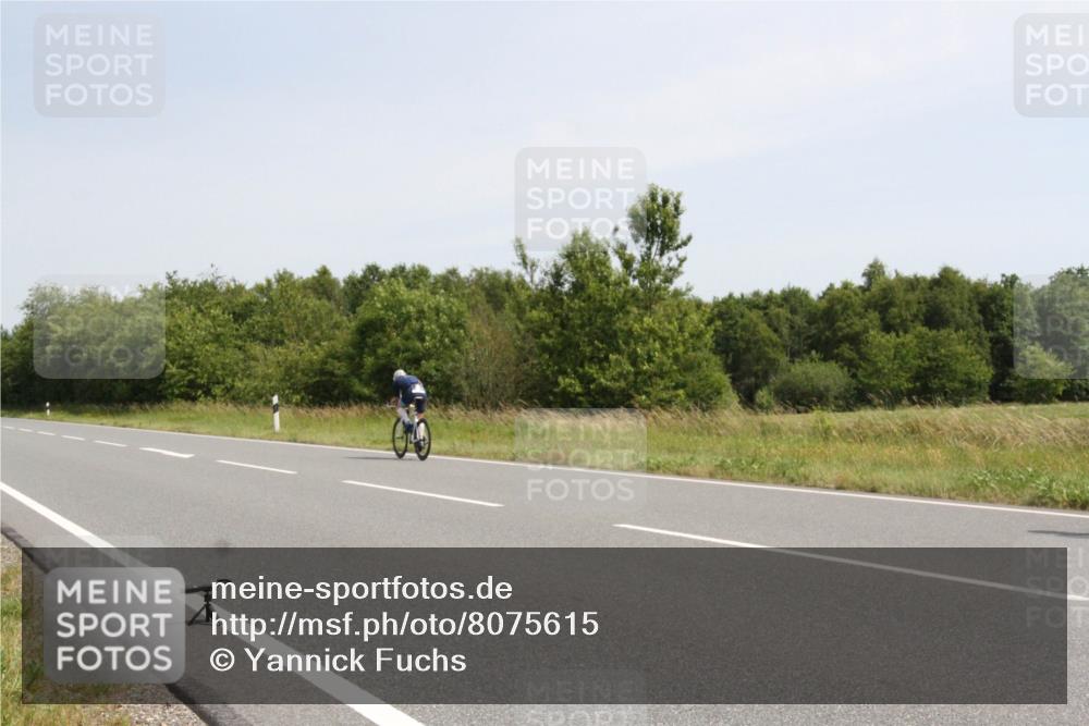 22.06.2025 - Viking Triathlon Yannick Fuchs http://msf.ph/oto/8075615 22.06.2025 11:48:24 Radfahren 110, 397, 626 meine-sportfotos.de