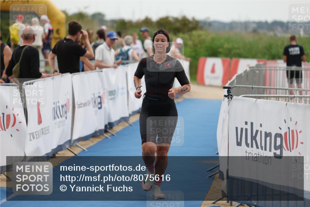22.06.2025 - Viking Triathlon Yannick Fuchs http://msf.ph/oto/8075616 22.06.2025 16:14:56 Ziel 408 meine-sportfotos.de