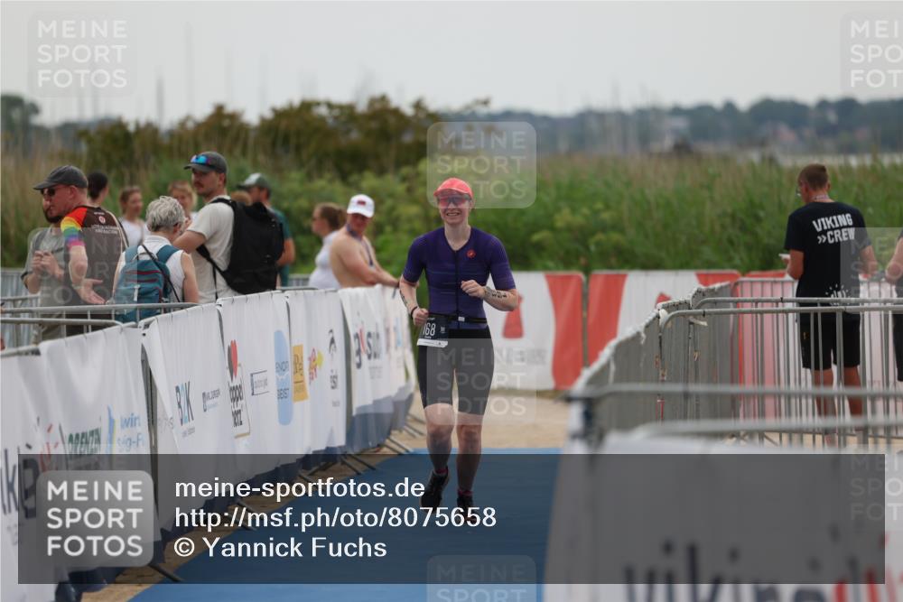 22.06.2025 - Viking Triathlon Yannick Fuchs http://msf.ph/oto/8075658 22.06.2025 16:16:24 Ziel 168 meine-sportfotos.de