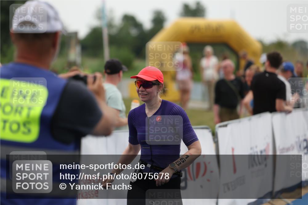 22.06.2025 - Viking Triathlon Yannick Fuchs http://msf.ph/oto/8075678 22.06.2025 16:16:29 Ziel 168 meine-sportfotos.de