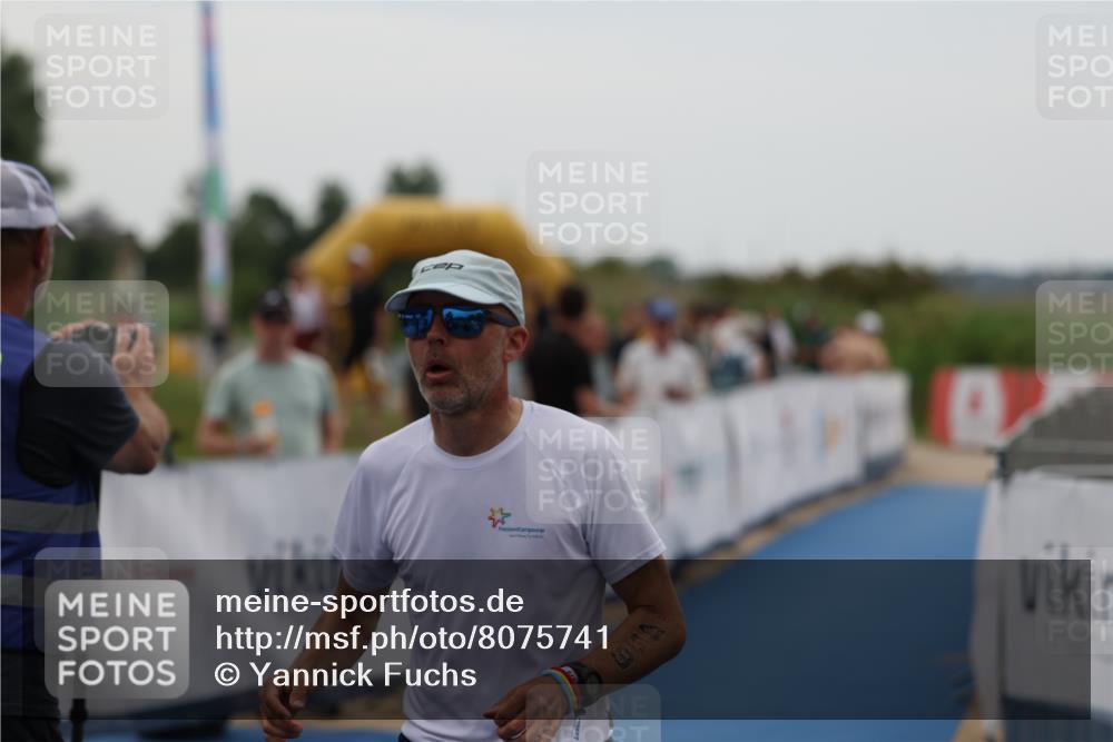 22.06.2025 - Viking Triathlon Yannick Fuchs http://msf.ph/oto/8075741 22.06.2025 16:16:57 Ziel 263, 459 meine-sportfotos.de