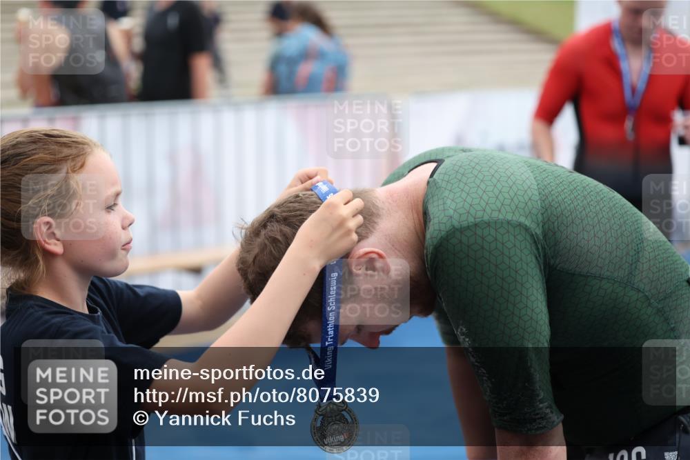 22.06.2025 - Viking Triathlon Yannick Fuchs http://msf.ph/oto/8075839 22.06.2025 16:18:41 Ziel 186 meine-sportfotos.de