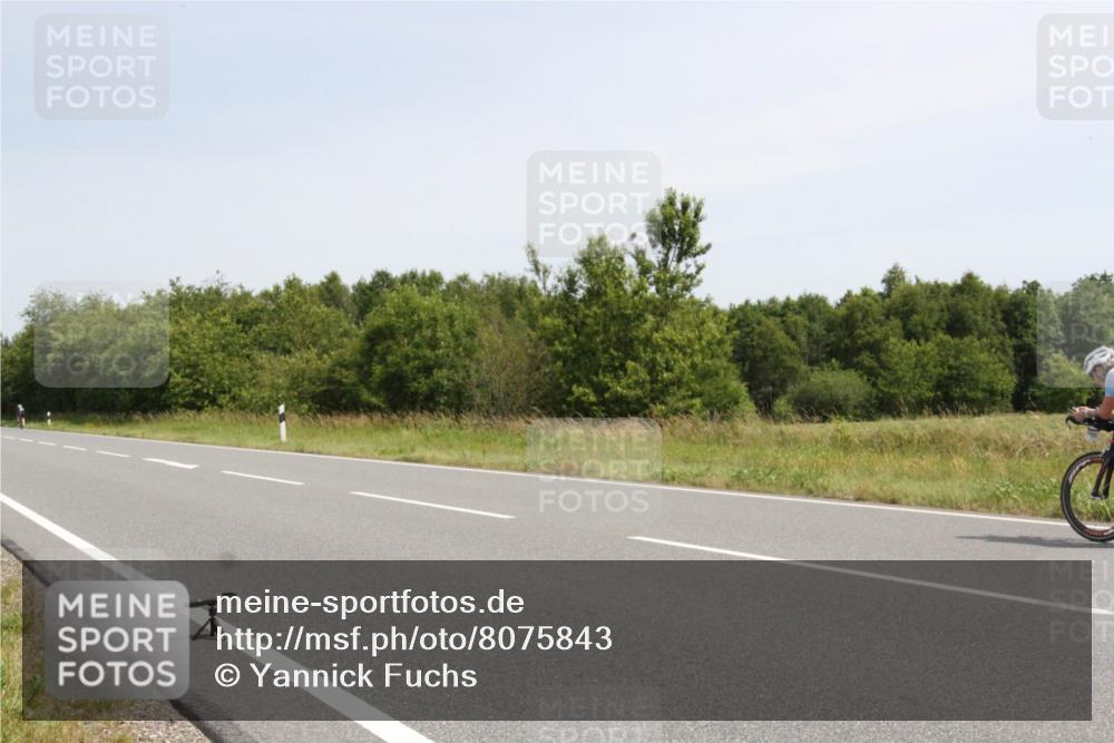 22.06.2025 - Viking Triathlon Yannick Fuchs http://msf.ph/oto/8075843 22.06.2025 11:52:04 Radfahren 95, 154, 336, 511 meine-sportfotos.de