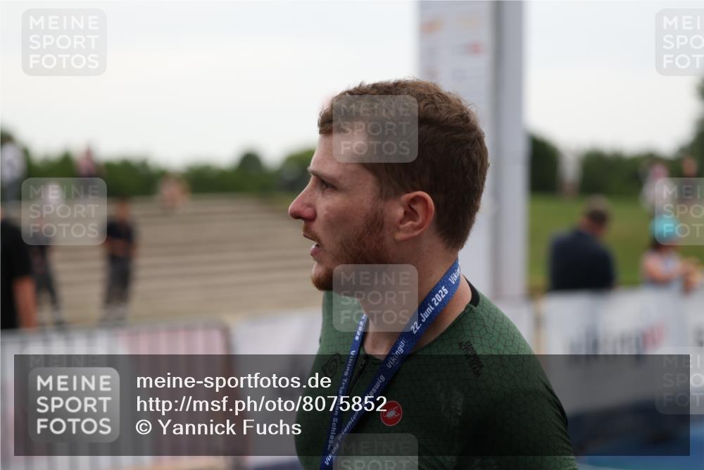 22.06.2025 - Viking Triathlon Yannick Fuchs http://msf.ph/oto/8075852 22.06.2025 16:18:45 Ziel  meine-sportfotos.de