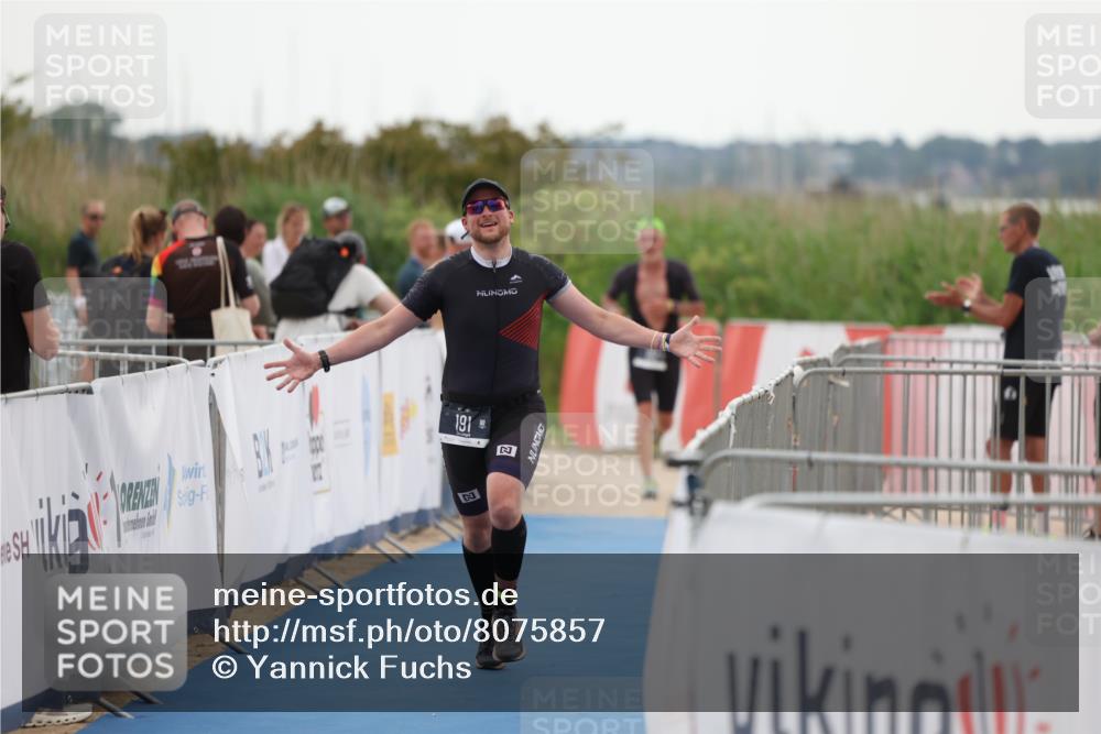 22.06.2025 - Viking Triathlon Yannick Fuchs http://msf.ph/oto/8075857 22.06.2025 16:19:40 Ziel 191 meine-sportfotos.de