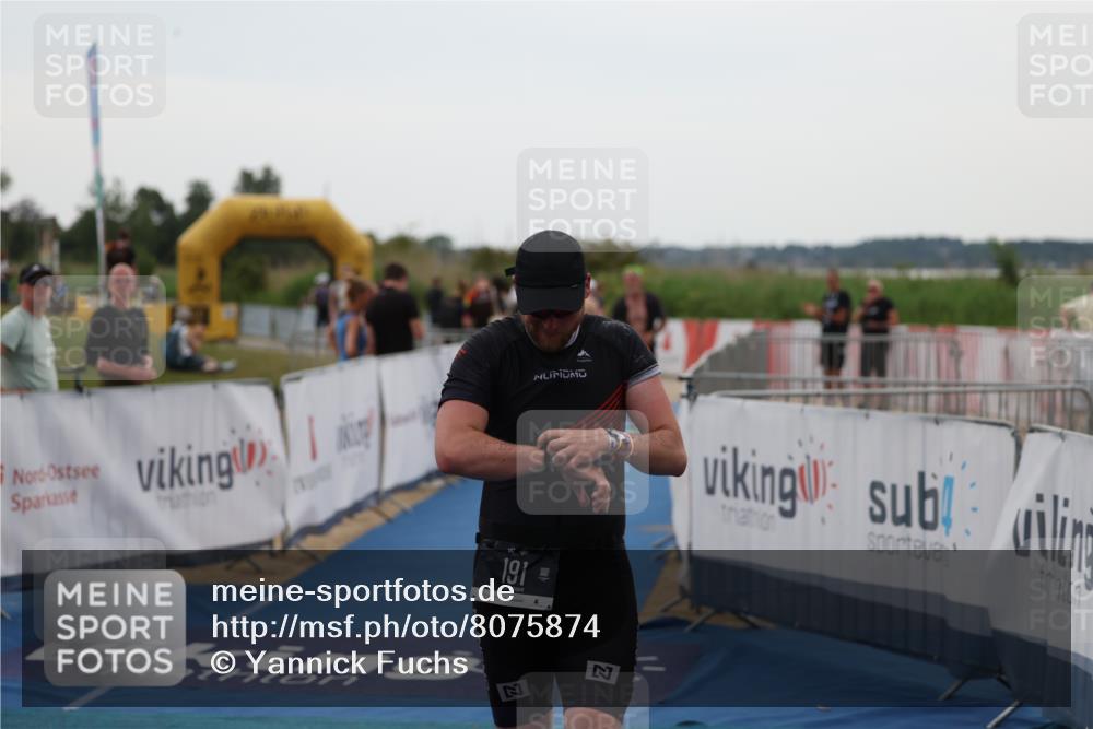 22.06.2025 - Viking Triathlon Yannick Fuchs http://msf.ph/oto/8075874 22.06.2025 16:19:44 Ziel 191, 372 meine-sportfotos.de