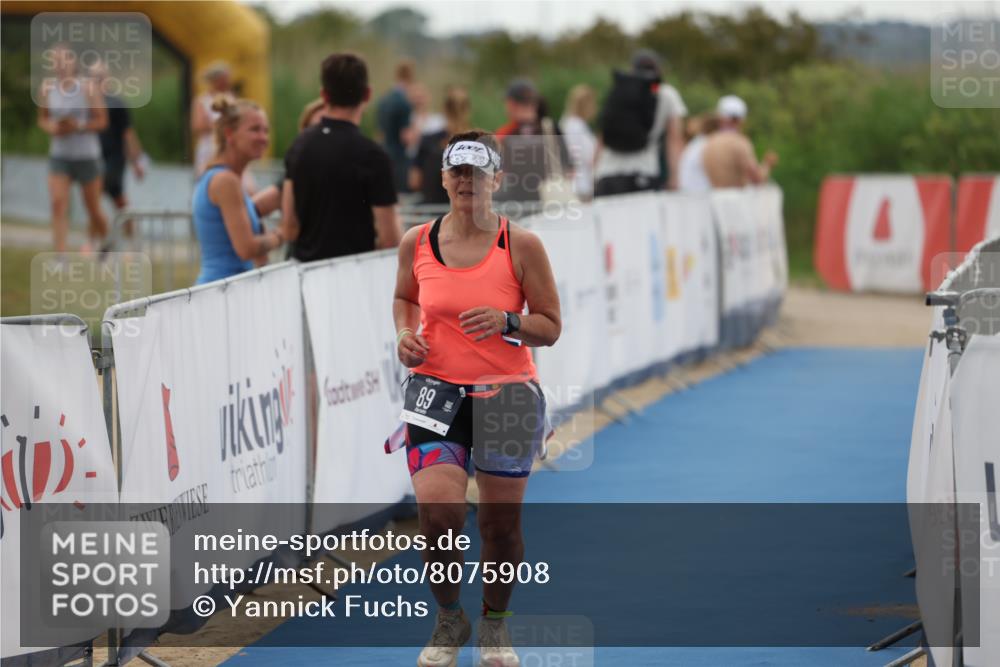 22.06.2025 - Viking Triathlon Yannick Fuchs http://msf.ph/oto/8075908 22.06.2025 16:20:17 Ziel 89 meine-sportfotos.de