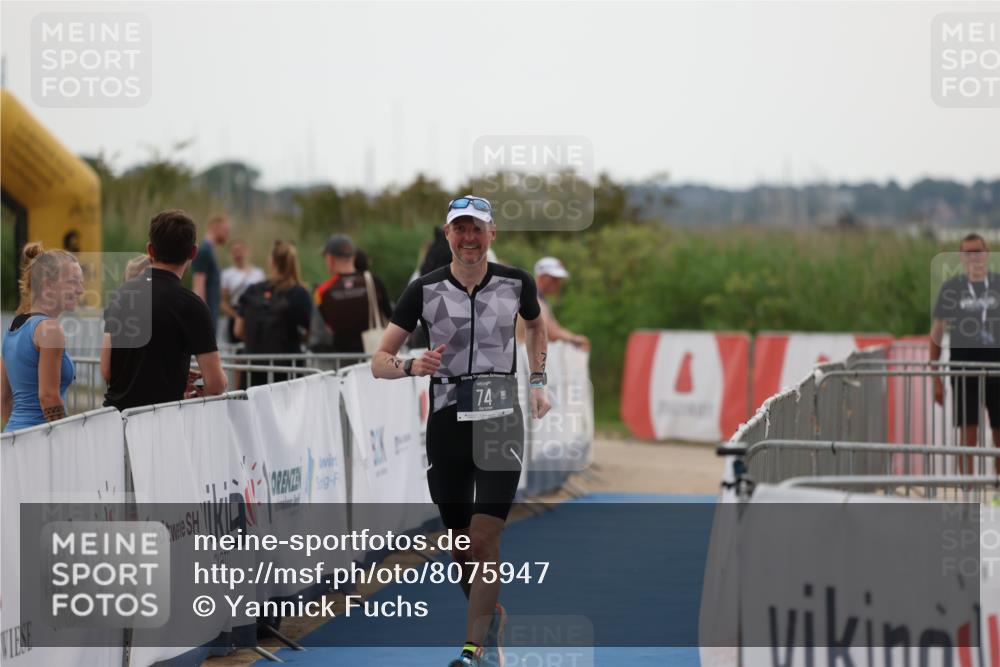 22.06.2025 - Viking Triathlon Yannick Fuchs http://msf.ph/oto/8075947 22.06.2025 16:20:32 Ziel 74, 131 meine-sportfotos.de