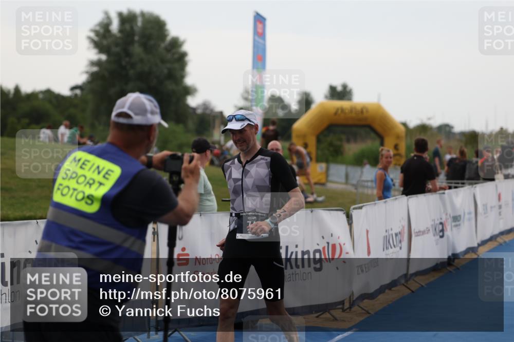 22.06.2025 - Viking Triathlon Yannick Fuchs http://msf.ph/oto/8075961 22.06.2025 16:20:35 Ziel 74 meine-sportfotos.de